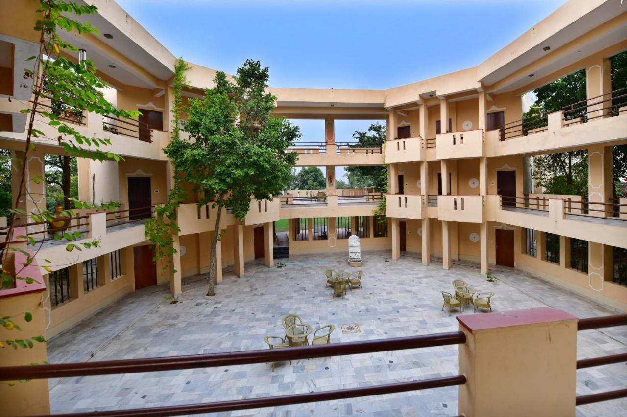 Pride Kadamb Kunj Resort Bharatpur Eksteriør bilde